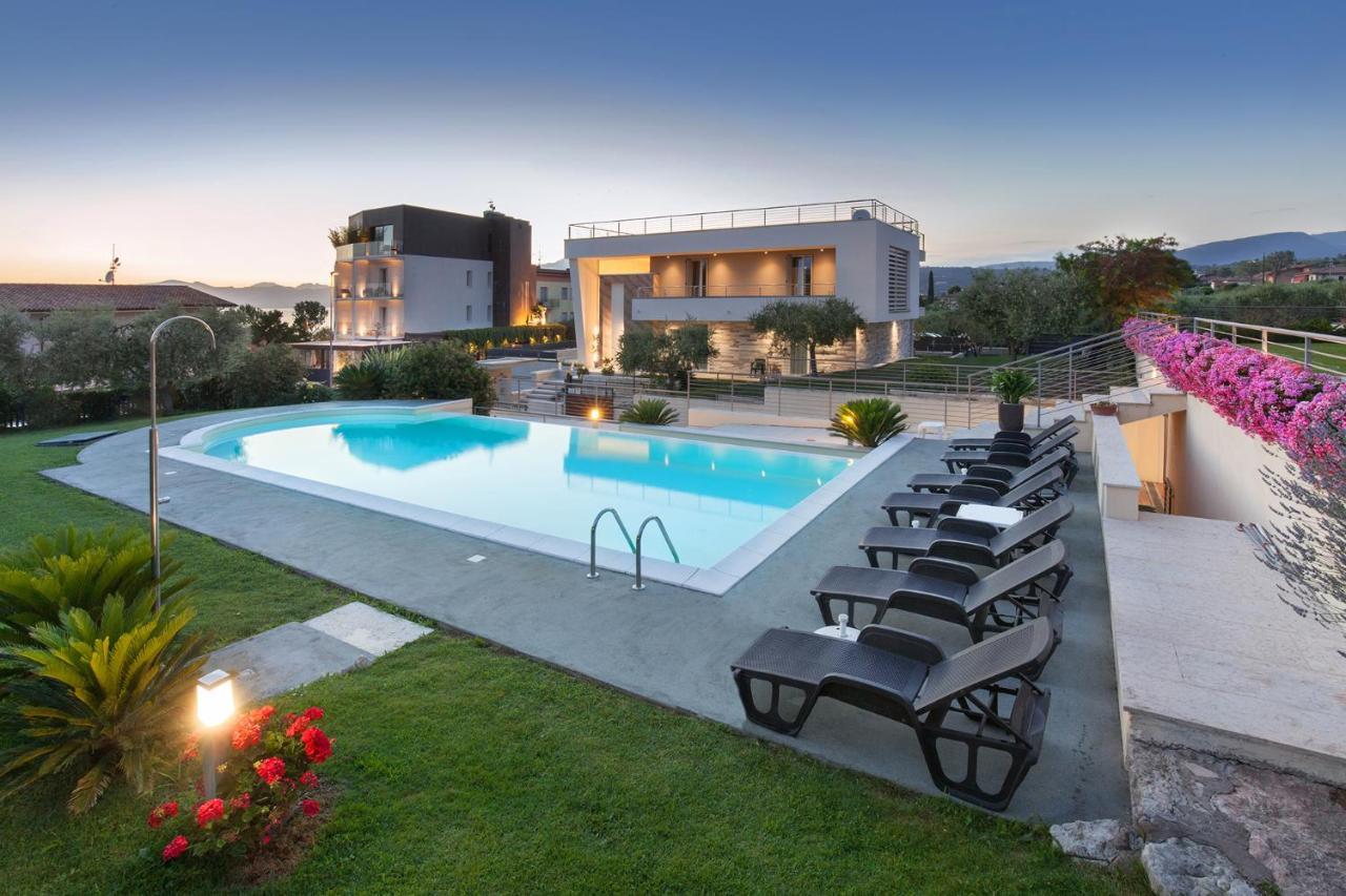 Villa Aurora-Holiday Home Apt 2 บาร์โดลิโน ภายนอก รูปภาพ